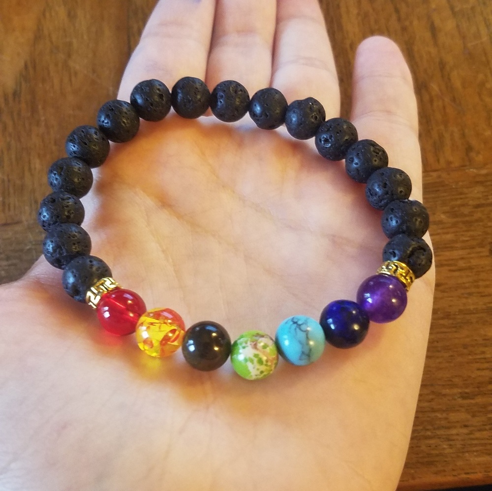 New 7 Chakra Beaded Lava Rock Rainbow Bracelet - Picture 6 of 6